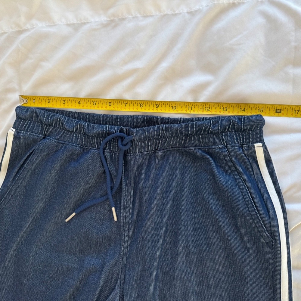💙👖HALARA Navy Wide Leg Track Pants with White Side Stripes - Picture 11 of 11